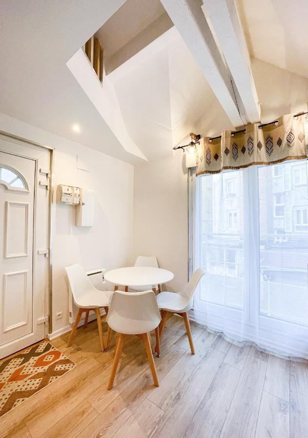 Maisonnette Le Faubourg - Centre Ville, Terrasse Et Netflix Belfort Dış mekan fotoğraf